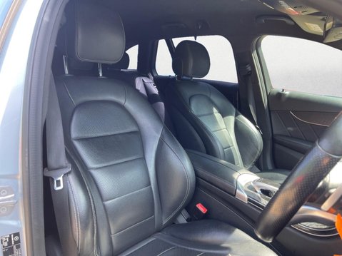 Mercedes-Benz C Class 2.1 C220d AMG Line G-Tronic+ Euro 6 (s/s) 5dr 11