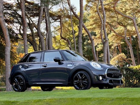 Mini Hatch COOPER S WORKS 210