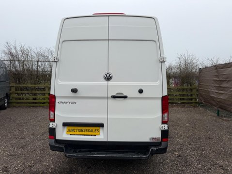 Volkswagen Crafter 2.0 TDI CR35 Trendline Panel Van 5dr Diesel Manual FWD MWB Euro 6 (s/s) (14 7