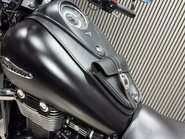 Triumph Thunderbird STORM 2012 21K LONG MOT BIG CC CRUISER TWIN 1700CC 39