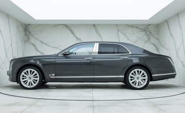 Bentley Mulsanne V8 Mulliner 2