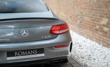 Mercedes-Benz C Class C63 S Coupe 23