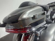 Kawasaki Vulcan 1700 VOYAGER 2010 40K NEW MOT SERVICED LARGE TOURER CRUISER BIKE 17