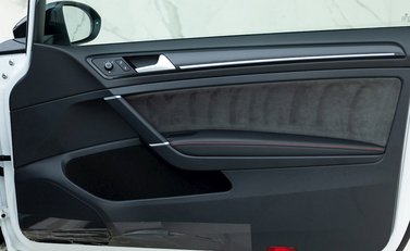 Volkswagen Golf GTI Clubsport S 23