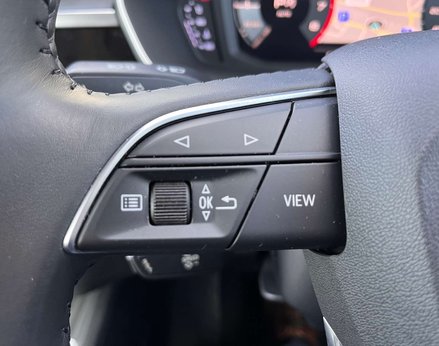 Audi Q3 1.5 Q3 Sport 35 TFSI Semi-Auto 5dr 61