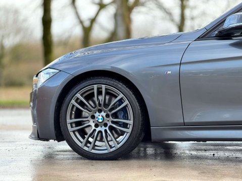 BMW 3 Series 3.0 335i M Sport Auto 5dr 54