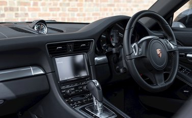 Porsche 911 (991) Targa 4S 17