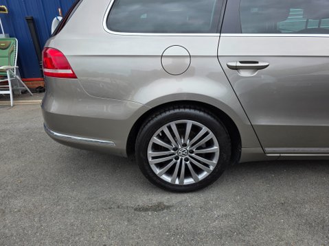 Volkswagen Passat SPORT TSI 9