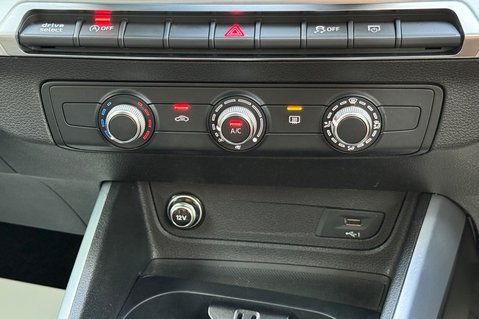 Audi Q2 TFSI S LINE - VIRTUAL COCKPIT - APPLE CAR PLAY - WIRELESS CHARGING 37