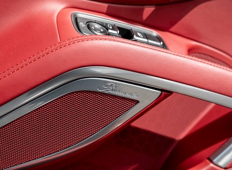 Porsche 911 (991) Turbo S 22