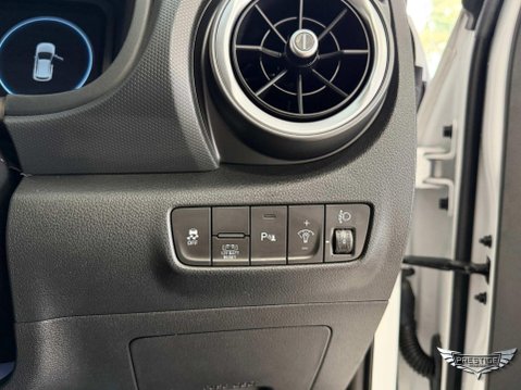 Hyundai KONA 1.6 h-GDi Premium DCT Euro 6 (s/s) 5dr 62