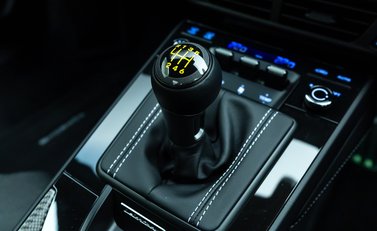 Porsche 911 GT3 TOURING (992.2) 26