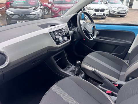 Volkswagen Up HIGH UP BLUEMOTION TECHNOLOGY 12