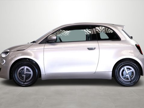 Fiat 500 87kW Giorgio Armani 42kWh 3dr Auto 6