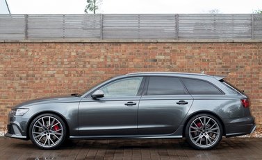 Audi RS6 Avant Performance 2