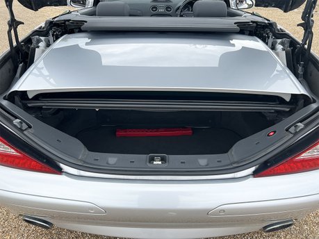 Mercedes-Benz SL Series SL350 56