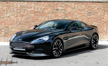 Aston Martin Vanquish 6