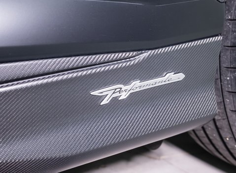 Lamborghini Urus Performante 40