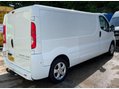 Vauxhall Vivaro 2.0 2900 CDTi Sportive Panel Van 4dr Diesel Manual FWD L3 (195 g/km, 113 bh 9