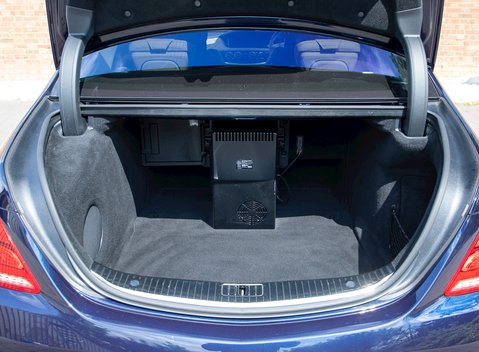Mercedes-Benz M Class S600 34