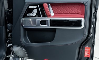 Mercedes-Benz G Class AMG G63 24