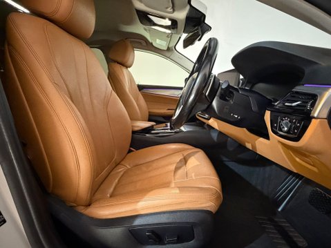 BMW 5 Series 520D SE TOURING 17