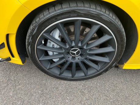 Mercedes-Benz A Class 2.0 A35 AMG (Premium Plus) Hatchback 5dr Petrol DCT 4MATIC Euro6 (306ps) 41