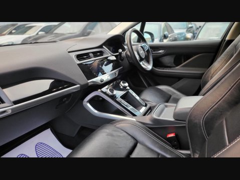 Jaguar I-Pace SE 13