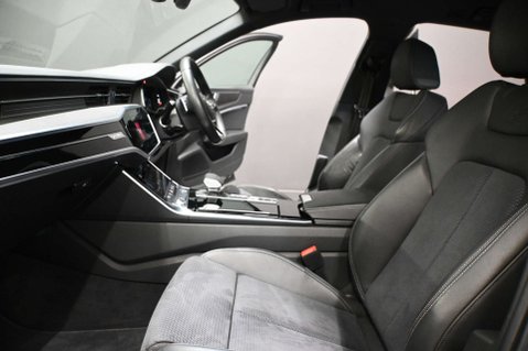 Audi A6 2.0 A6 Black Edition 45 TFSI MHEV Quattro Semi-Auto 4WD 5dr 29