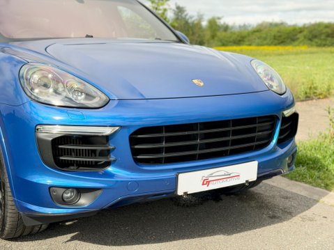 Porsche Cayenne 4.2 TD V8 S TiptronicS 4WD Euro 6 (s/s) 5dr 19