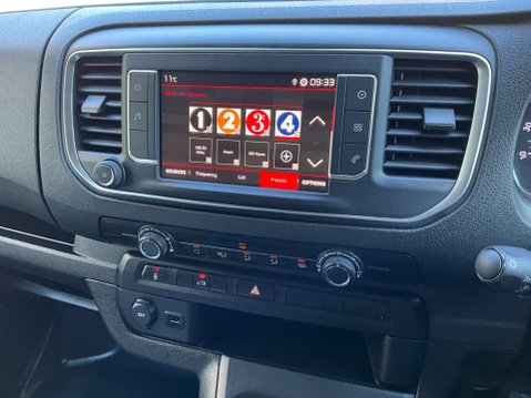Citroen Dispatch 2.0 BlueHDi 1400 Enterprise Edition XL FWD 3 Euro 6 (s/s) 6dr 22
