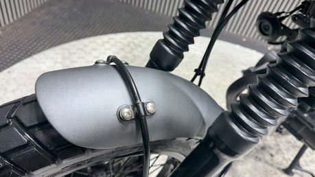 WK Bikes Scrambler 2023 ONLY 5K 1 OWNER MOT AUGUST 2027 LEARNER 125CC 38