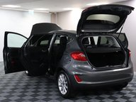 Ford Fiesta TITANIUM 21