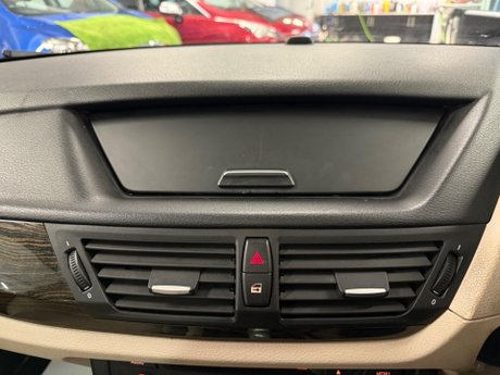 BMW X1 2.0 20d SE Steptronic xDrive Euro 5 5dr 34