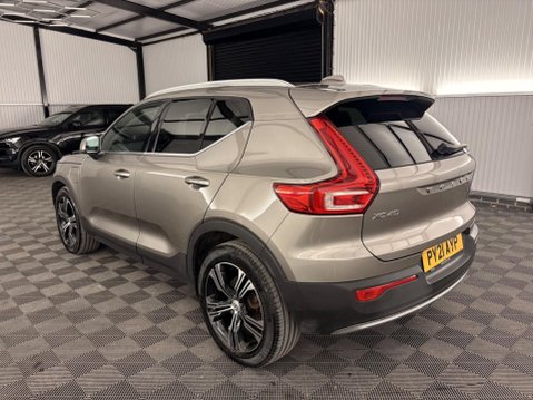 Volvo XC40 1.5h T5 Twin Engine Recharge 10.7kWh Inscription Pro Auto Euro 6 (s/s) 5dr 54