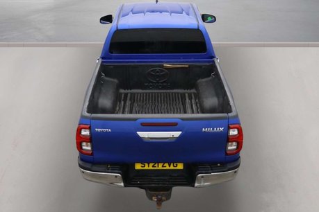 Toyota Hilux 2.8 D-4D Invincible Pickup Double Cab 4dr Diesel Auto 4WD Euro 6 (s/s) (204 6
