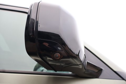 Land Rover Defender 110 P300 HSE STYLED BY SEEKER HUGE SPEC LOOKS AMAZING  PRICE MATCH OFFER  26