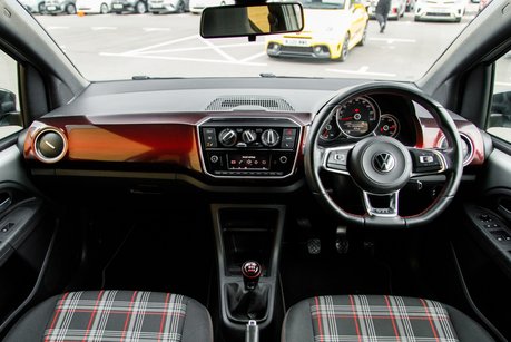 Volkswagen Up GTI