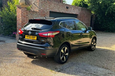 Nissan Qashqai 1.5 dCi n-tec+ SUV 5dr Diesel Manual 2WD Euro 5 (s/s) (110 ps) 24