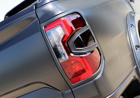 Ford Ranger T9 Matte Metallic Wrap