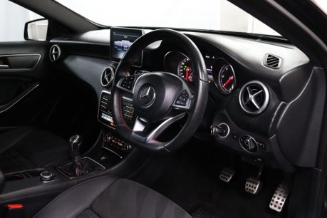 Mercedes-Benz A Class A 180 D AMG LINE 5