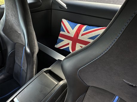 Aston Martin Vantage S V12 78