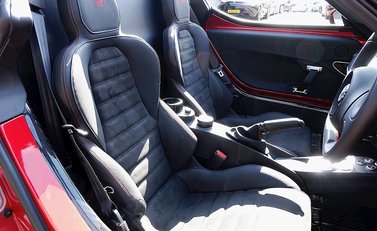 Alfa Romeo 4C Spider 22