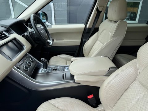 Land Rover Range Rover Sport SDV6 HSE DYNAMIC 37