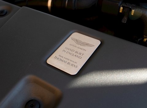 Aston Martin V12 Vantage S Roadster 33