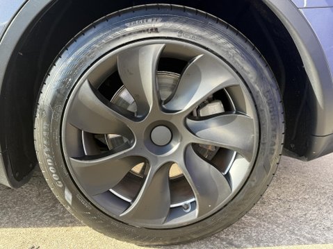 Tesla Model Y (Dual Motor) Long Range SUV 5dr Electric Auto 4WDE (384 bhp) 16