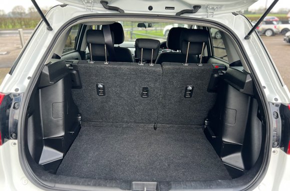 Suzuki Vitara 1.6 SZ-T AUTOMATIC 37