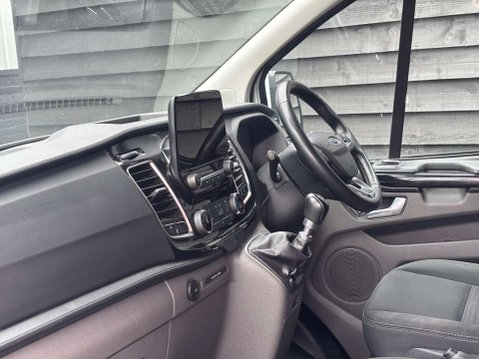 Ford Transit Custom 2.0 Transit Custom 300 Limited EcoBlue 5dr 33