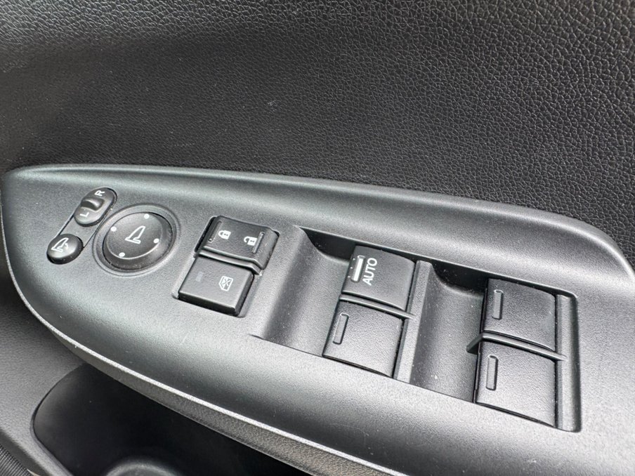 2017 Honda Jazz — image 29