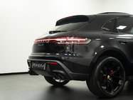 Porsche Macan 2.9T V6 S SUV 5dr Petrol PDK 4WD Euro 6 (s/s) (380 ps) 37
